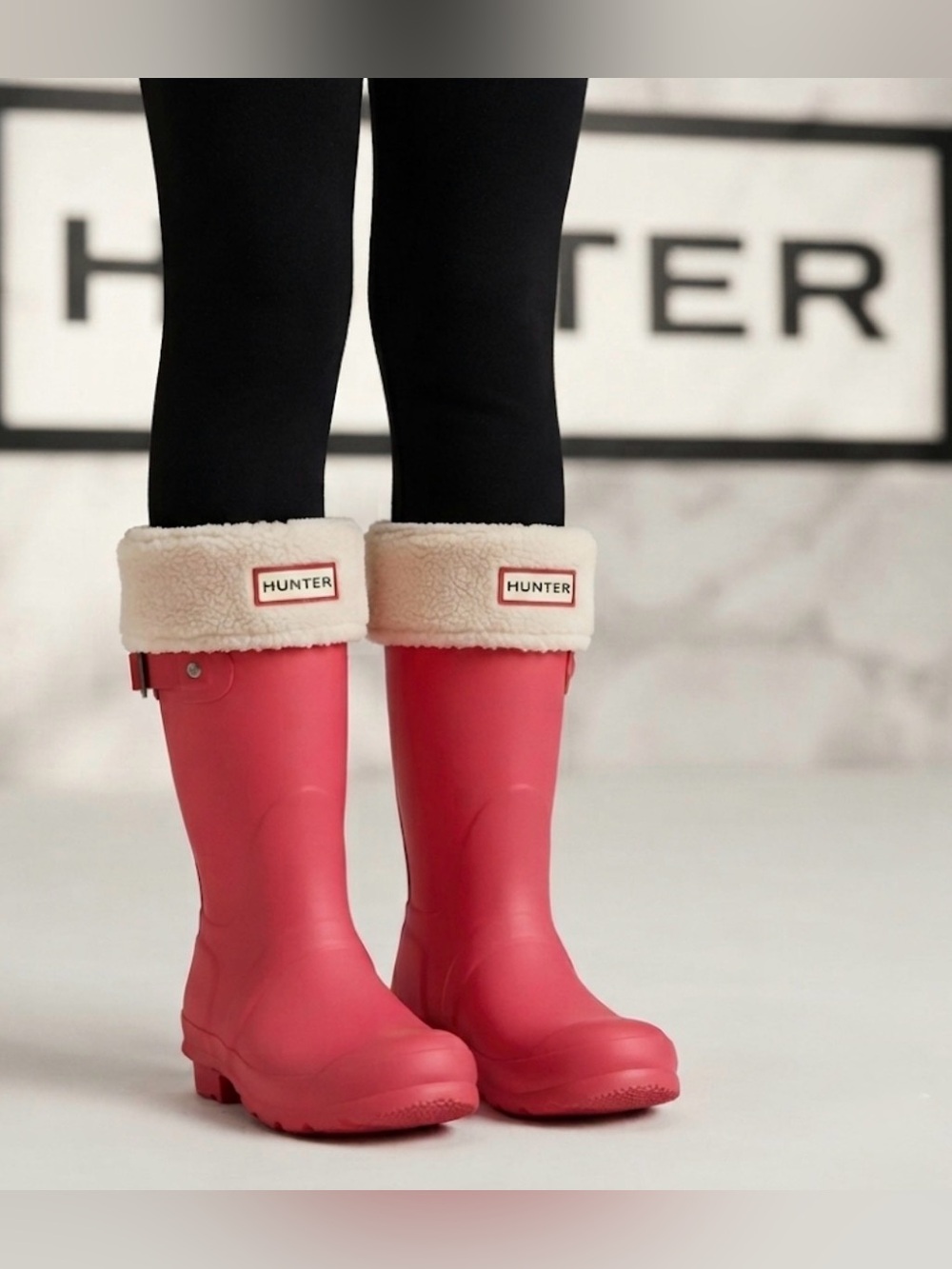 Authentic Hunter Wellington designer tall rubber rain boots Sz 2 little girls